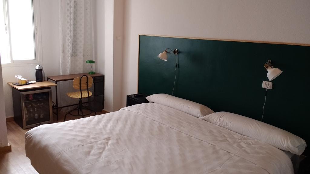 The Bridge Hotel Zaragoza Bagian luar foto